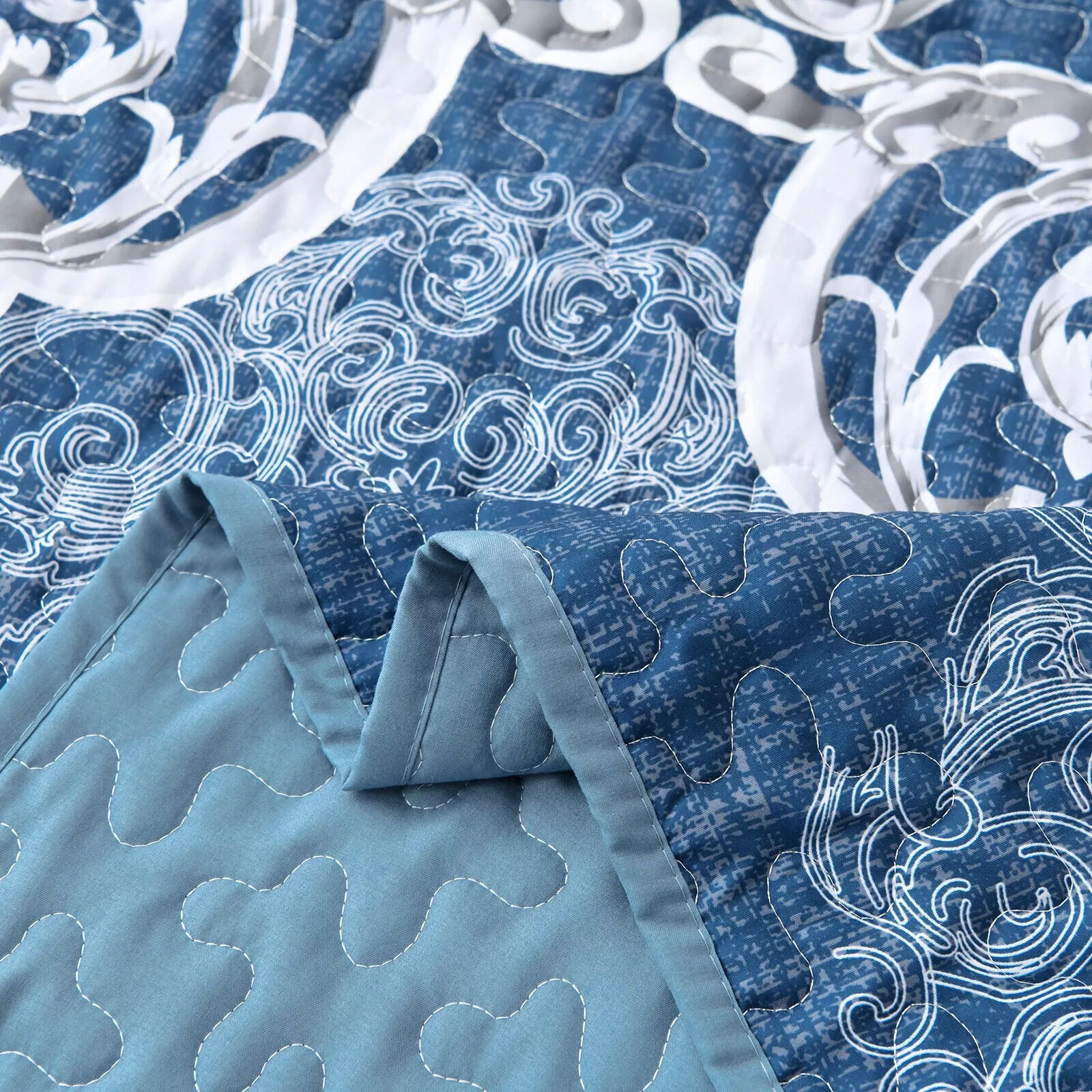 Alluring Quilted bedspread and pillowcovers set: Luxurious Bedroom Addition - Queen size Price