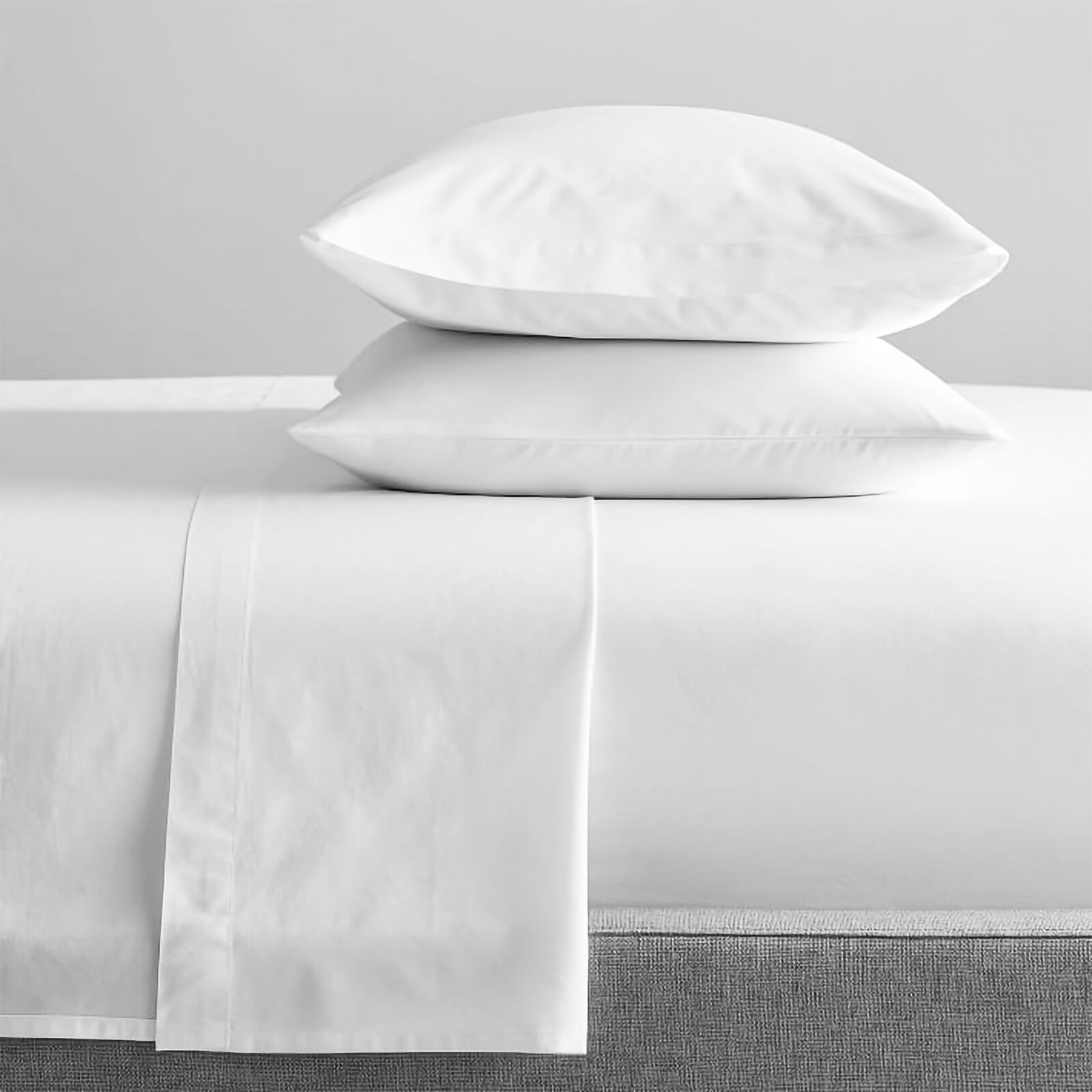 300 Thread Count 100 % Organic Cotton White Sheet Sets by Renee Taylor Double 300 Thread Count 100 % Organic Cotton White Sheet Sets by Renee Taylor Double