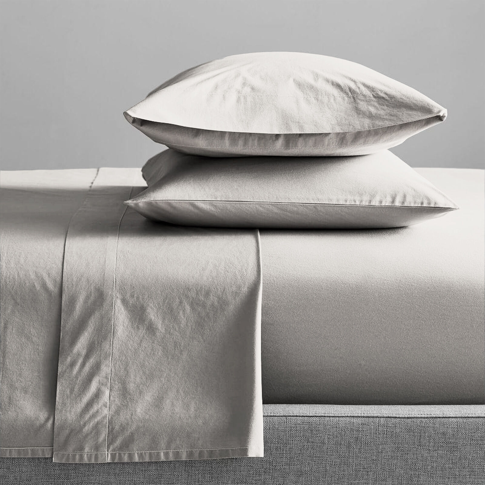300 Thread Count 100 % Organic Cotton Moonbeam Sheet Sets by Renee Taylor Mega Queen 300 Thread Count 100 % Organic Cotton Moonbeam Sheet Sets by Renee Taylor Mega Queen