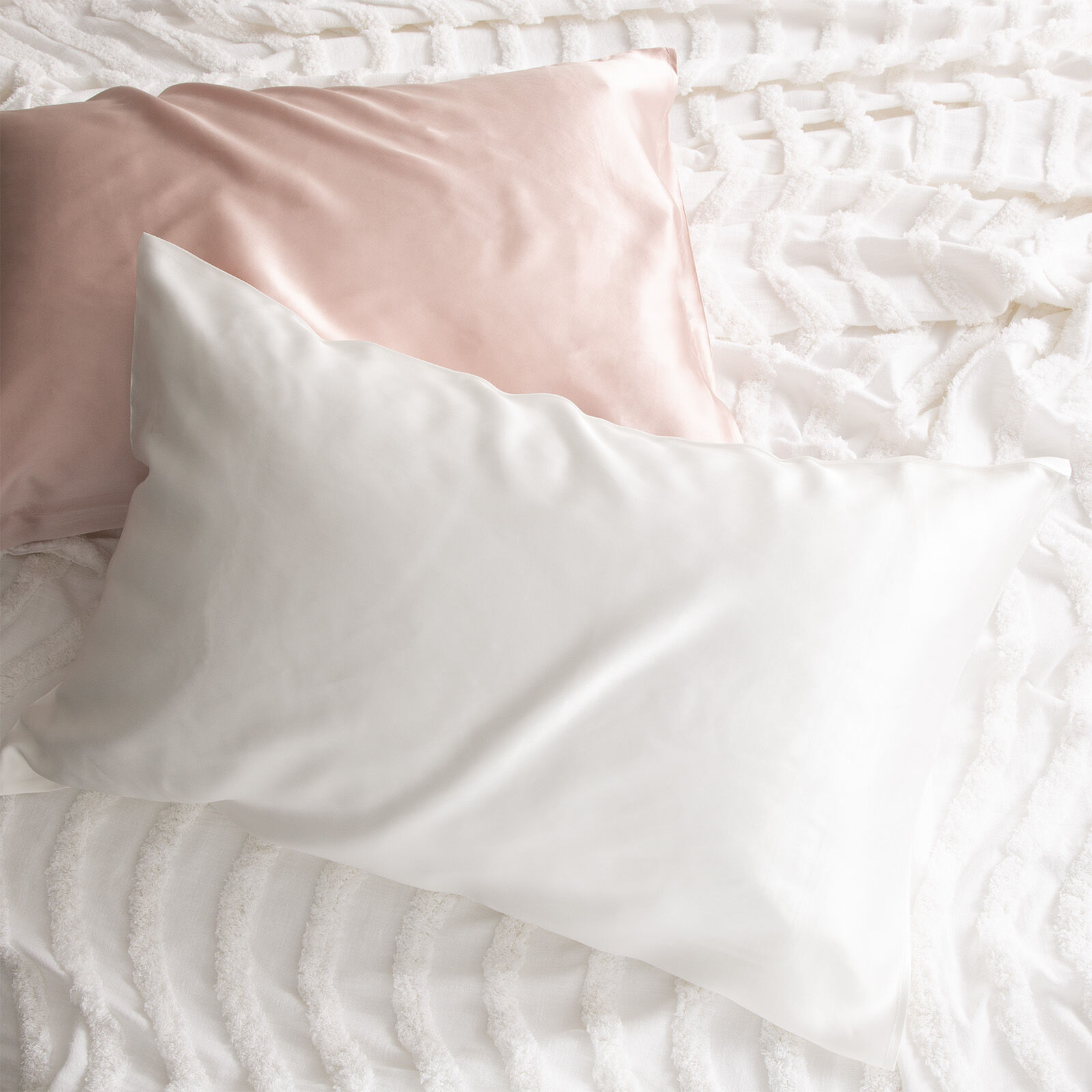 100% Mulberry Silk White Standard Pillowcase by Renee Taylor 100% Mulberry Silk White Standard Pillowcase by Renee Taylor
