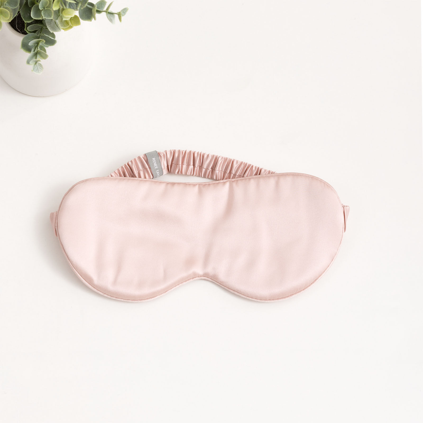 100% Mulberry Silk Blue Eye Mask by Renee Taylor 100% Mulberry Silk Blue Eye Mask by Renee Taylor