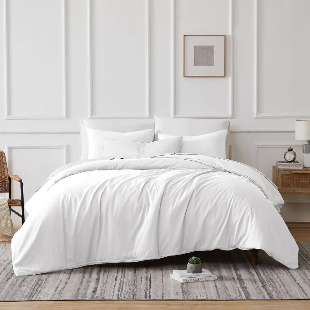 700 TC Tencel Lyocell Fibre & Cotton White Queen Quilt Cover Set by Renee Taylor 700 TC Tencel Lyocell Fibre & Cotton White Queen Quilt Cover Set by Renee Taylor