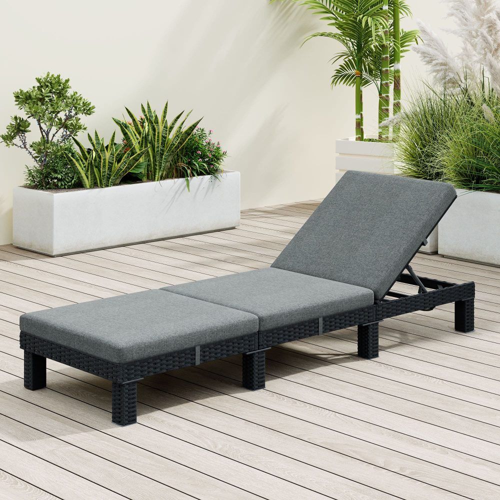 Black Rattan Sunbed with Adjustable Recline Black Rattan Sunbed with Adjustable Recline