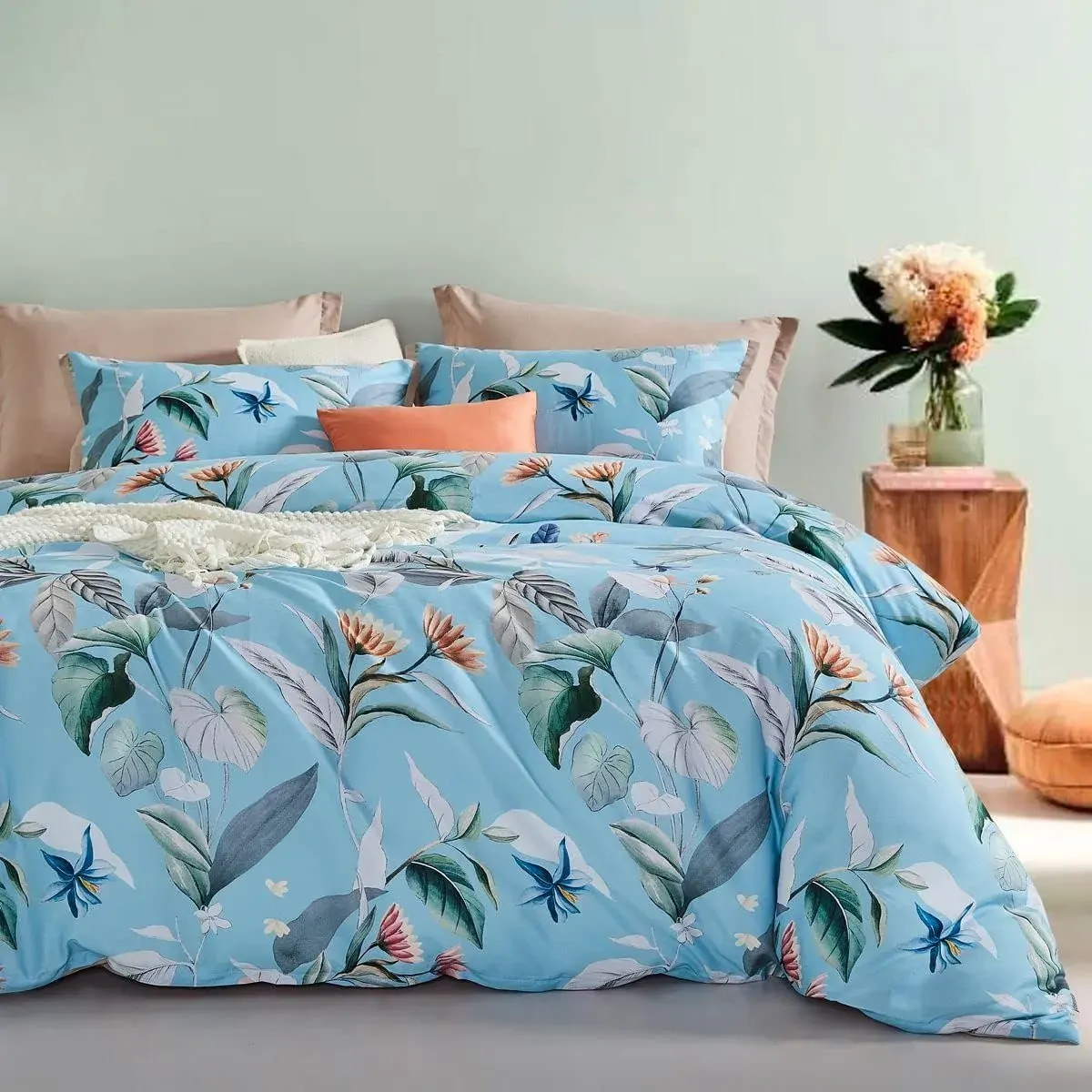 Botanical Sarah Microfibre Quilt Cover Set-queen size Botanical Sarah Microfibre Quilt Cover Set-queen size