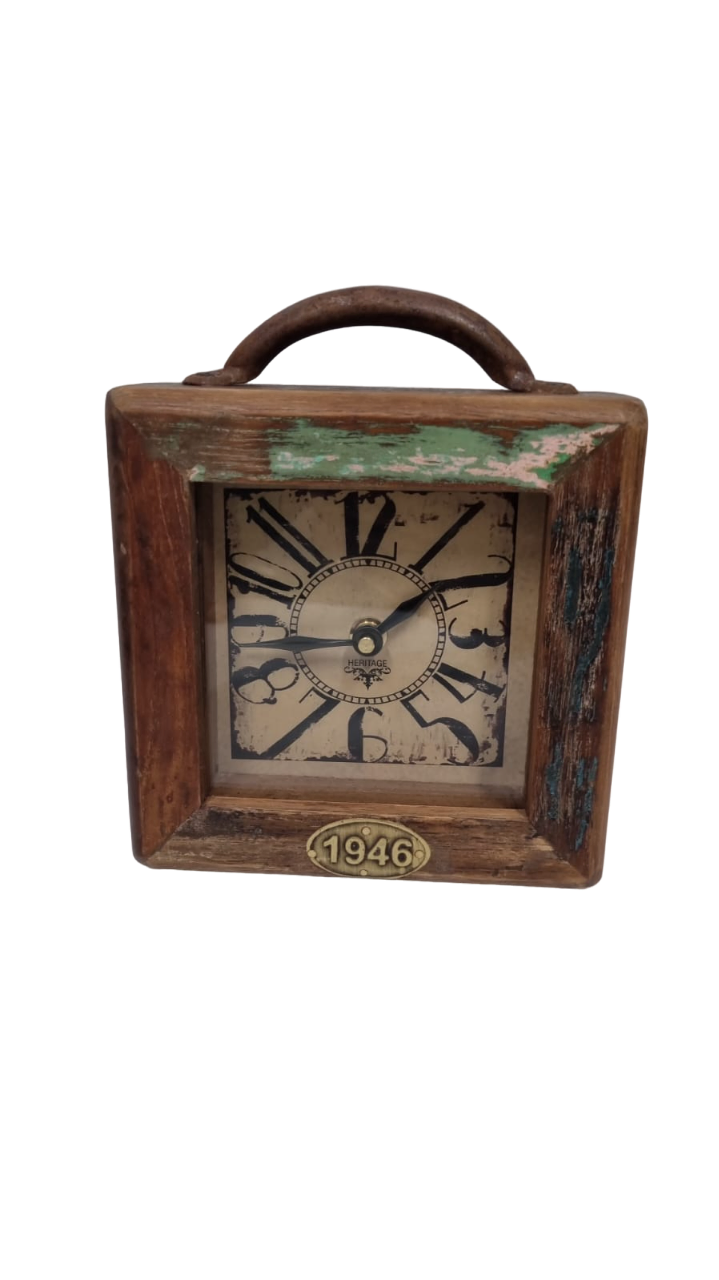 Small Recycle Square Table Clock Small Recycle Square Table Clock