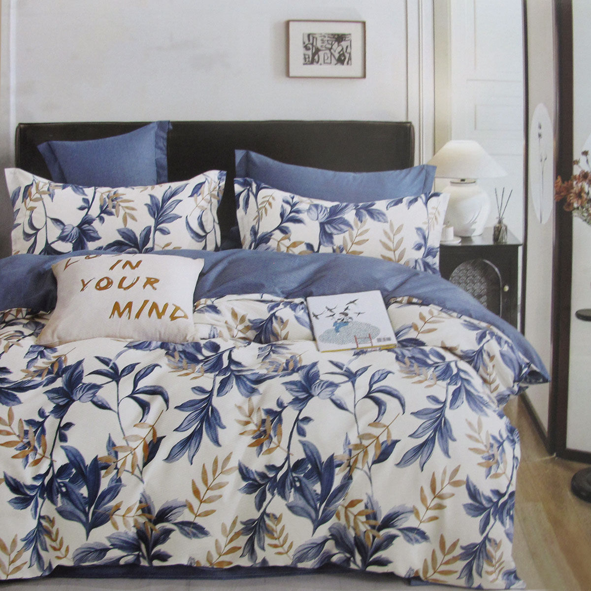 300TC Carolyn Blue Reversible Cotton Quilt Cover Set Queen 300TC Carolyn Blue Reversible Cotton Quilt Cover Set Queen