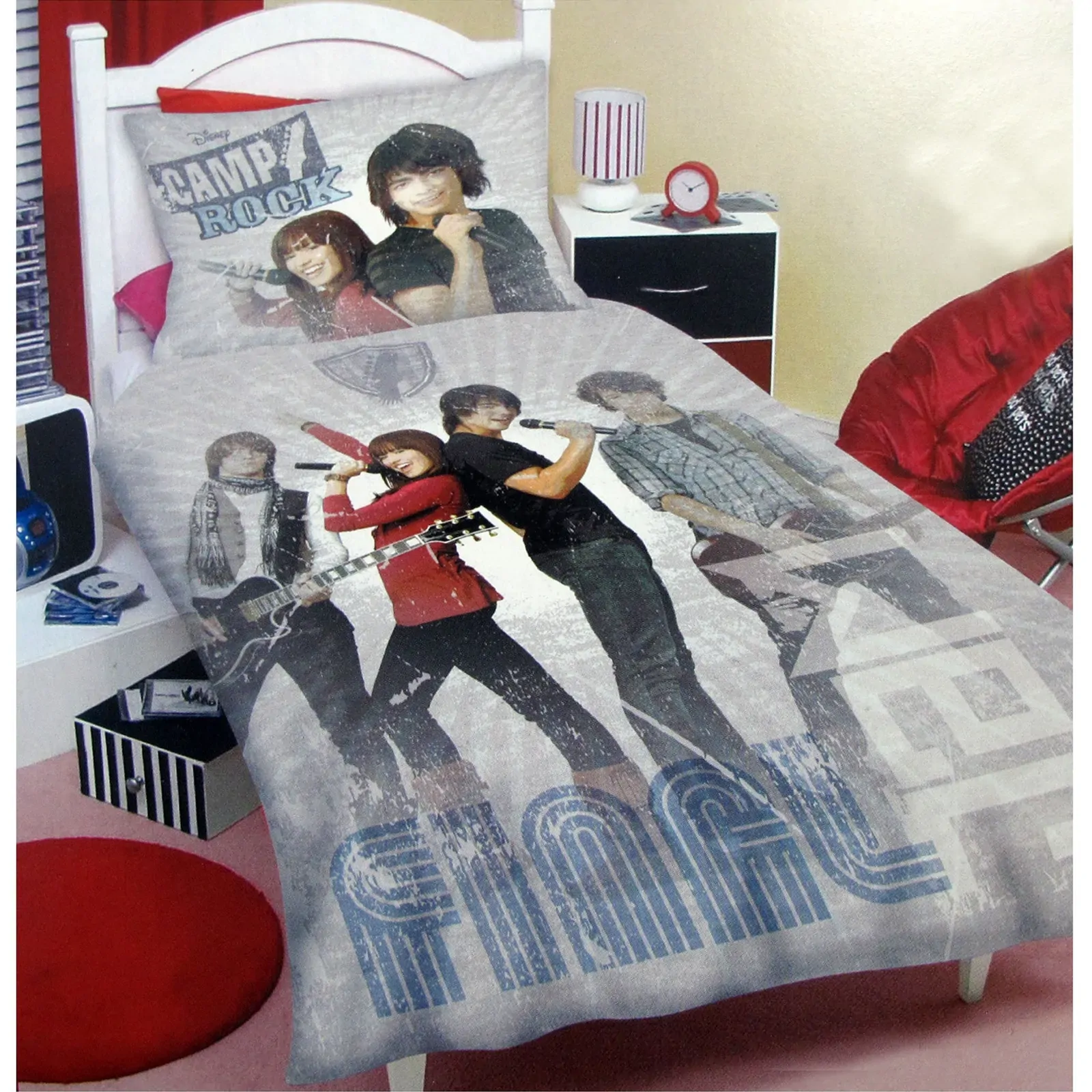 Disney Camp Rock Final Jam Quilt Cover Set Single Disney Camp Rock Final Jam Quilt Cover Set Single