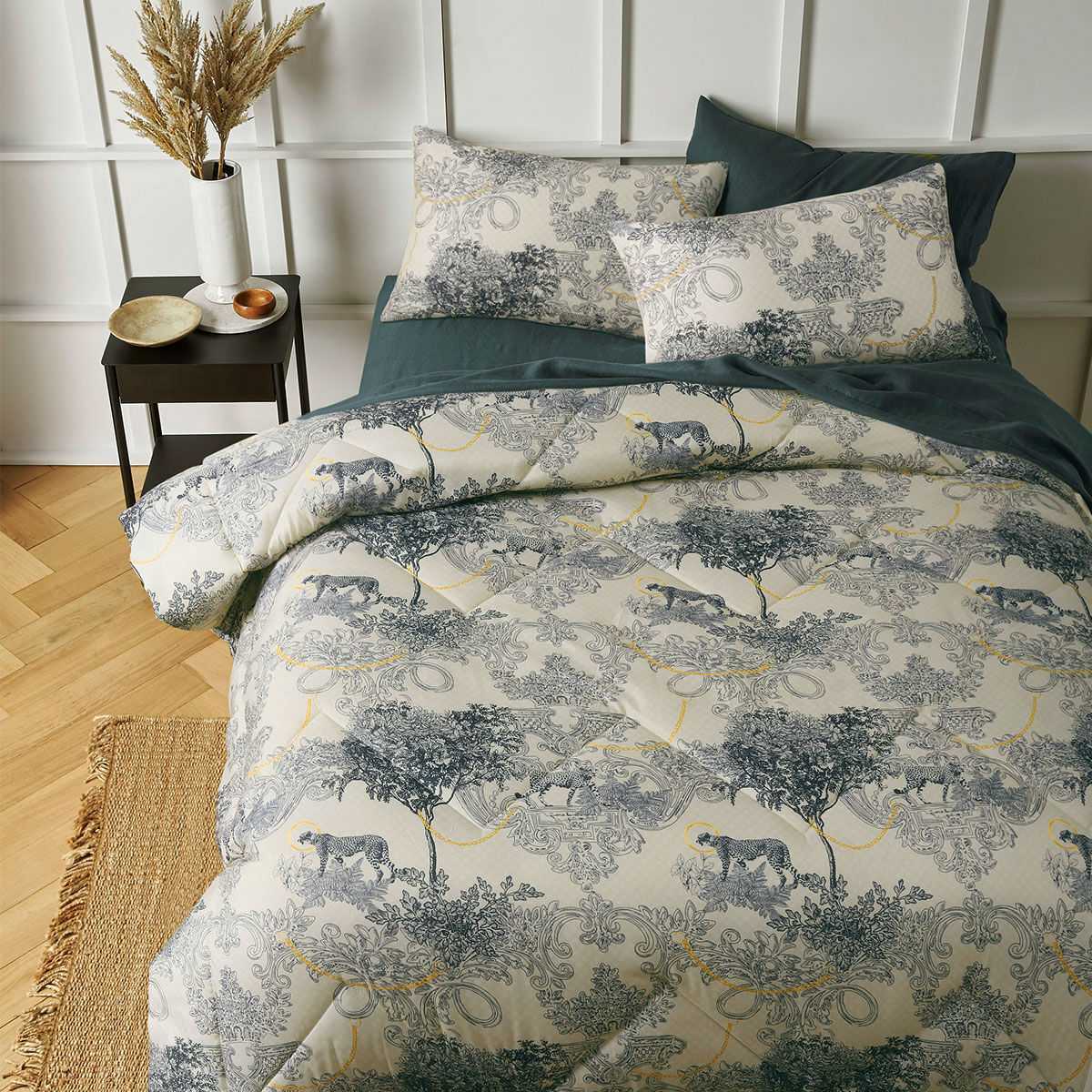 3 Piece Matteo Comforter Set King 3 Piece Matteo Comforter Set King