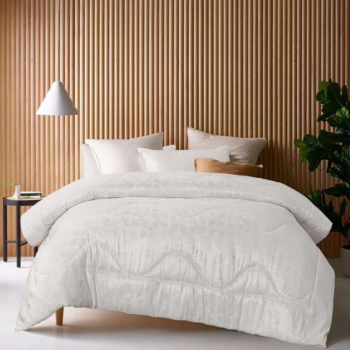 Accessorize Vera 3 Piece Jacquard Comforter Set Queen Accessorize Vera 3 Piece Jacquard Comforter Set Queen