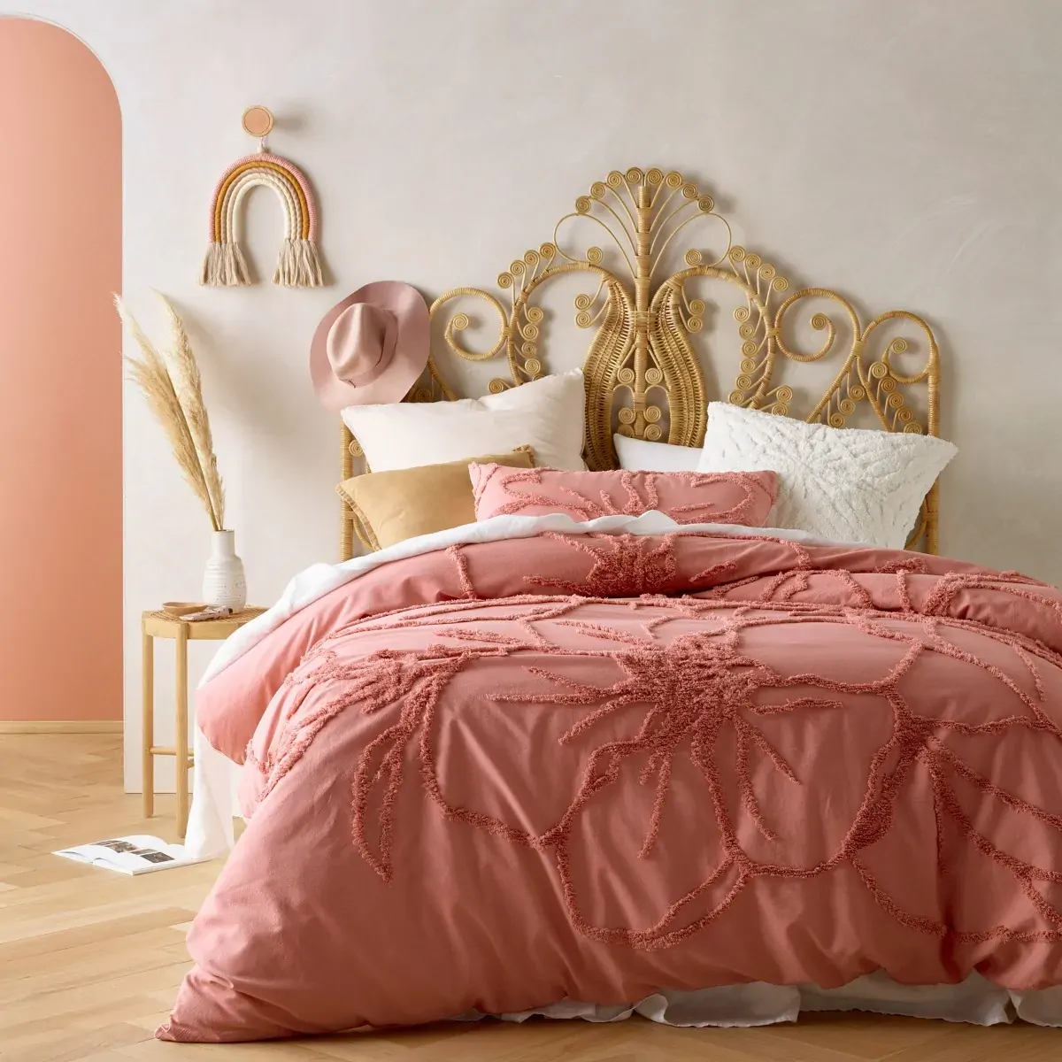 Vintage Design Homewares Rosa Rose Quilt Cover Set King Vintage Design Homewares Rosa Rose Quilt Cover Set King