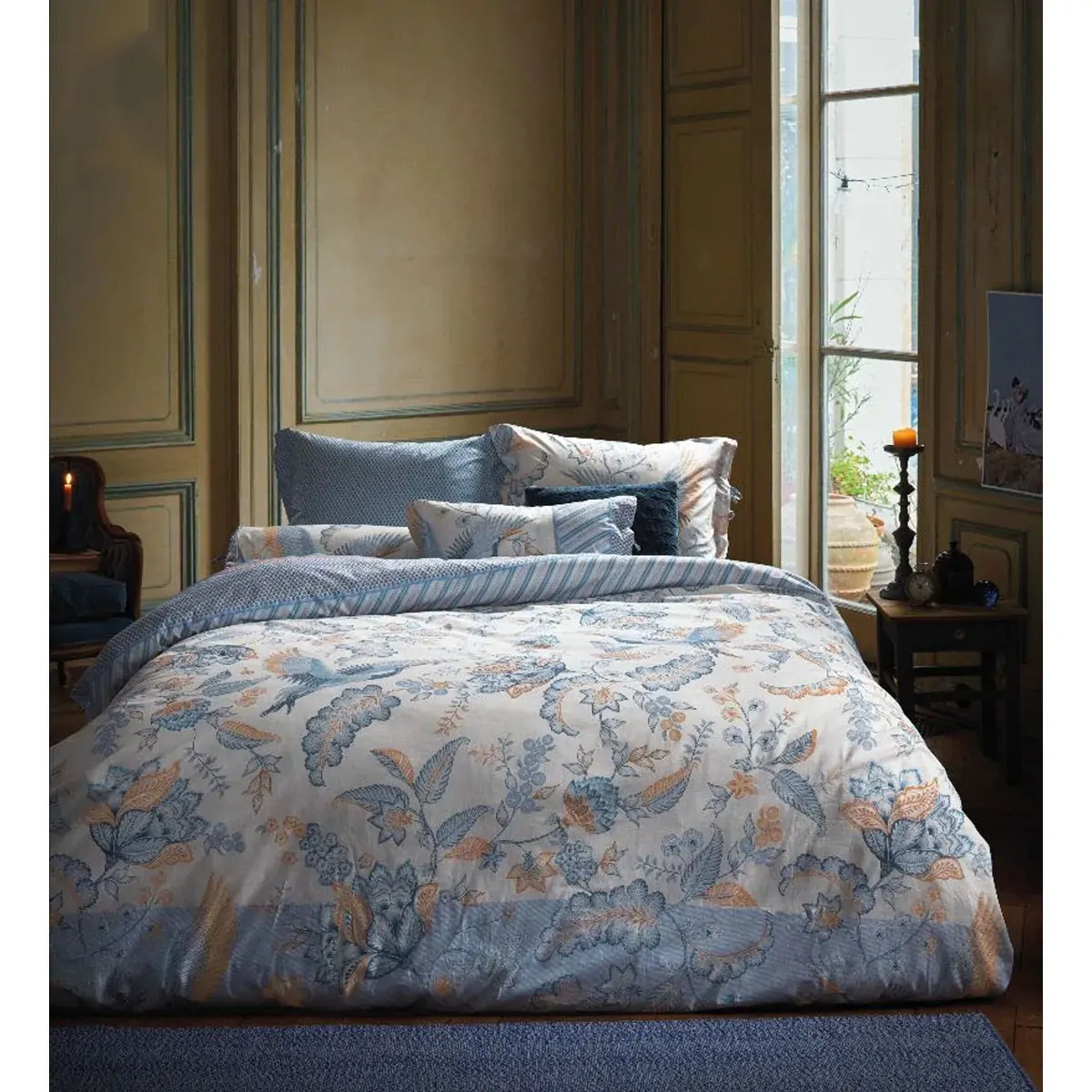Royal Birds Blue 100% Cotton Quilt Cover Set King Royal Birds Blue 100% Cotton Quilt Cover Set King