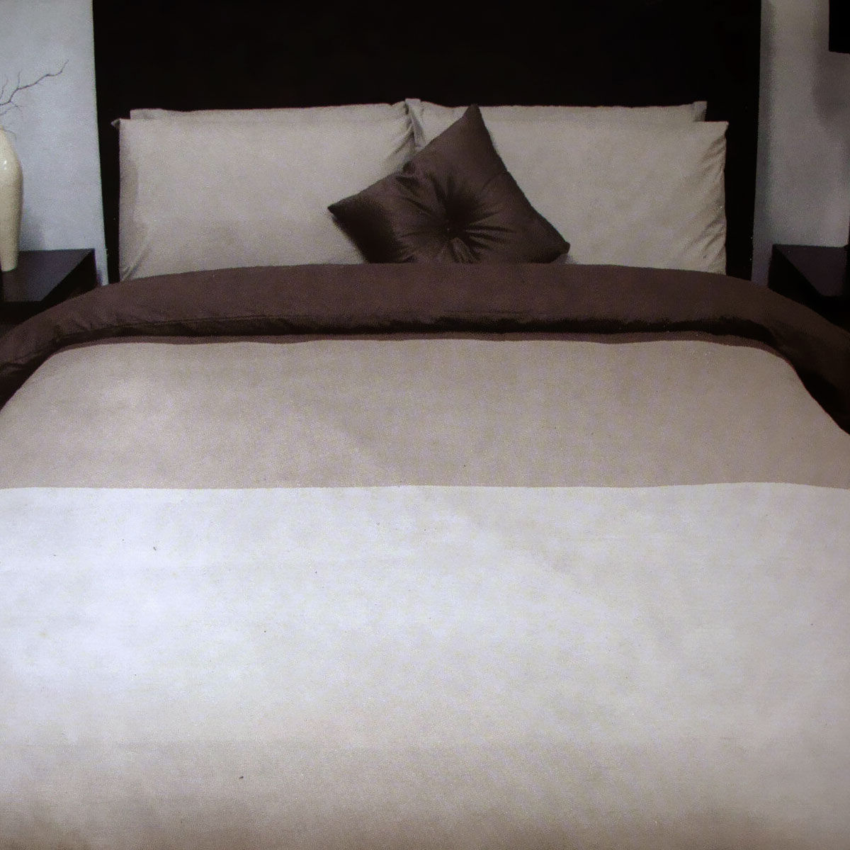 Essentially Home Living Chocolate 3 Tone Quilt Cover Set + Fitted Sheet Queen Essentially Home Living Chocolate 3 Tone Quilt Cover Set + Fitted Sheet Queen