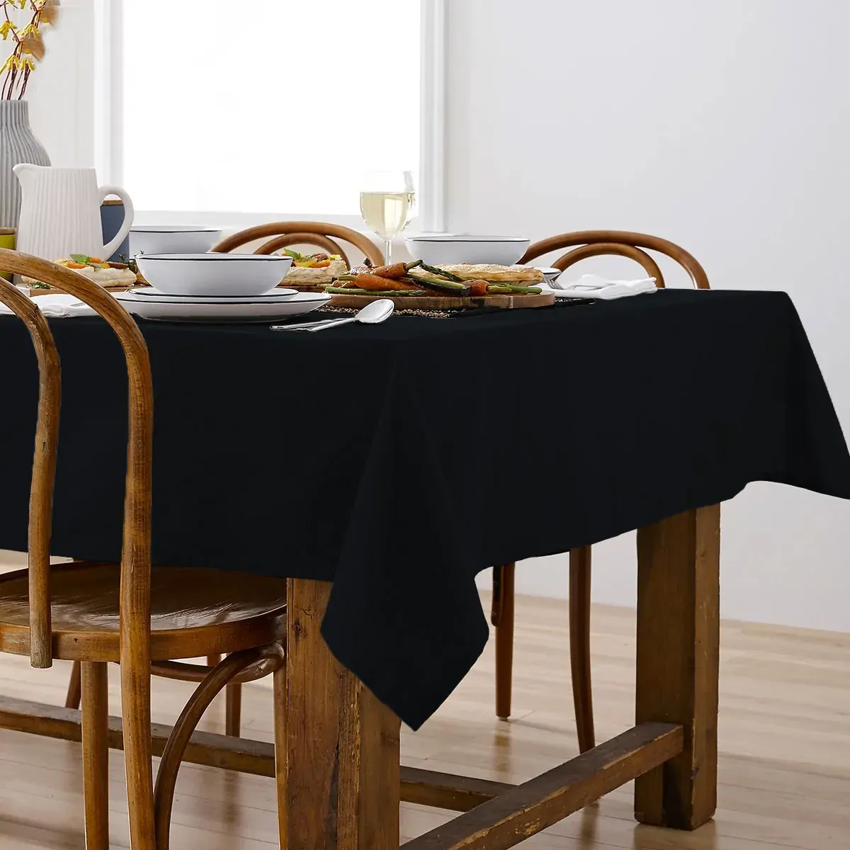 Ladelle Base Black Linen Look 100% Cotton Tablecloth 150 x 225 cm Ladelle Base Black Linen Look 100% Cotton Tablecloth 150 x 225 cm