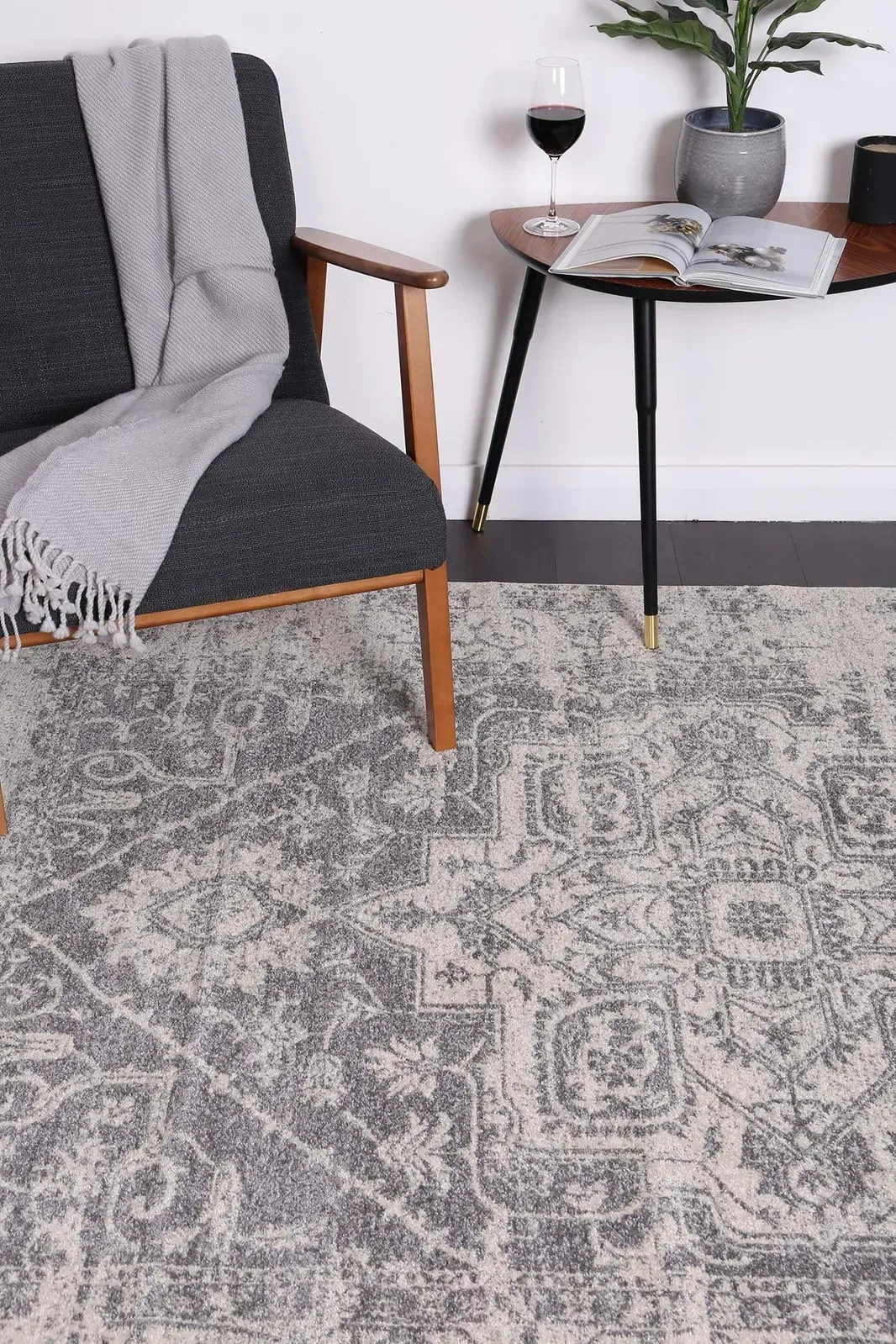 delicate-audrey-ivory-grey-rug 200x290 delicate-audrey-ivory-grey-rug 200x290
