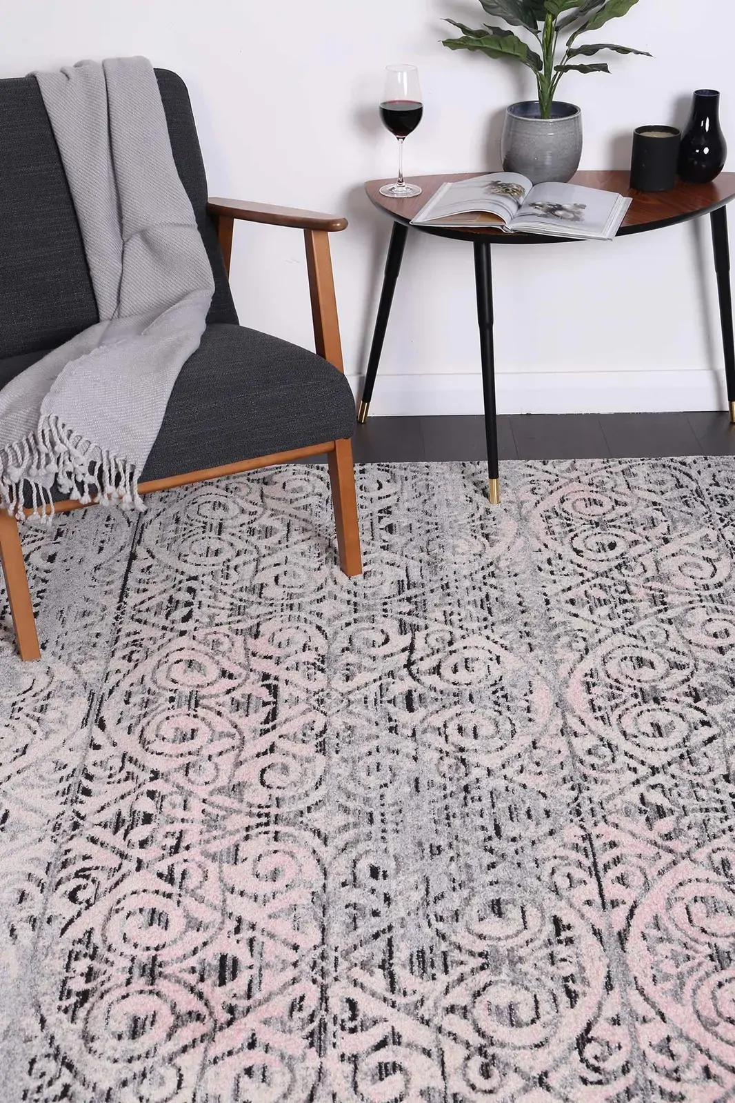 delicate-katherine-ash-ivory-rug 200x290 delicate-katherine-ash-ivory-rug 200x290