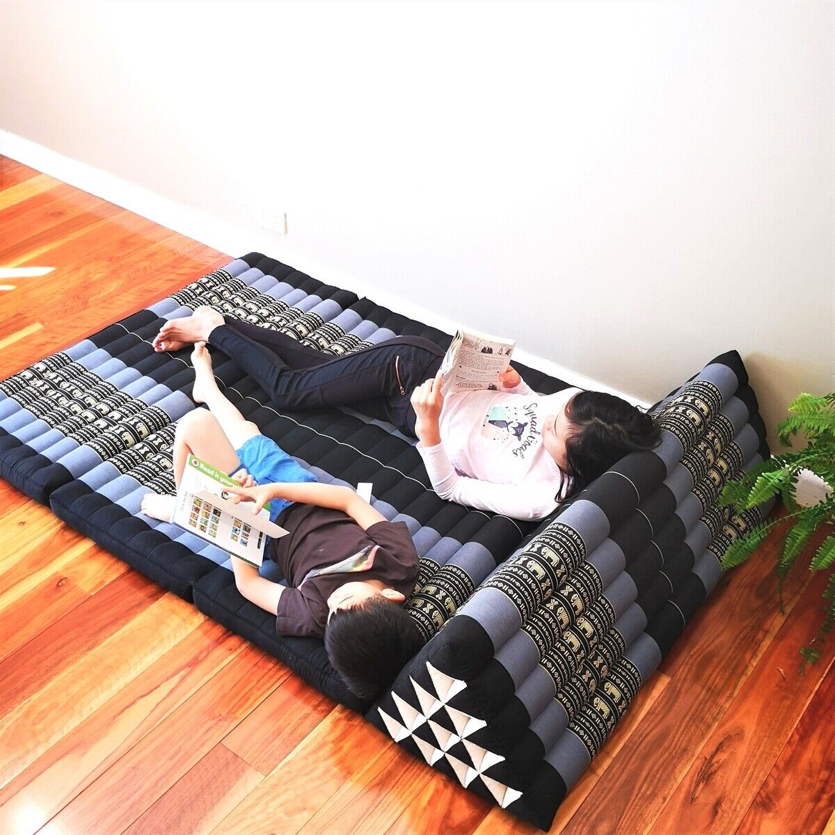 XL Thai Triangle Pillow Daybed THREE FOLDS Blue Elephant XL Thai Triangle Pillow Daybed THREE FOLDS Blue Elephant