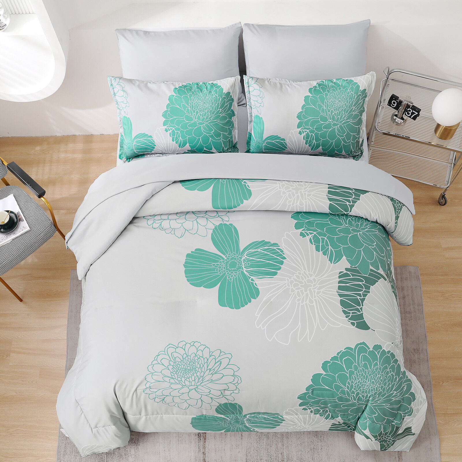 Floral Winter Comforter Set, King Size, Ultra-Soft Quilted Bedding with Pillowcases Floral Winter Comforter Set, King Size, Ultra-Soft Quilted Bedding with Pillowcases