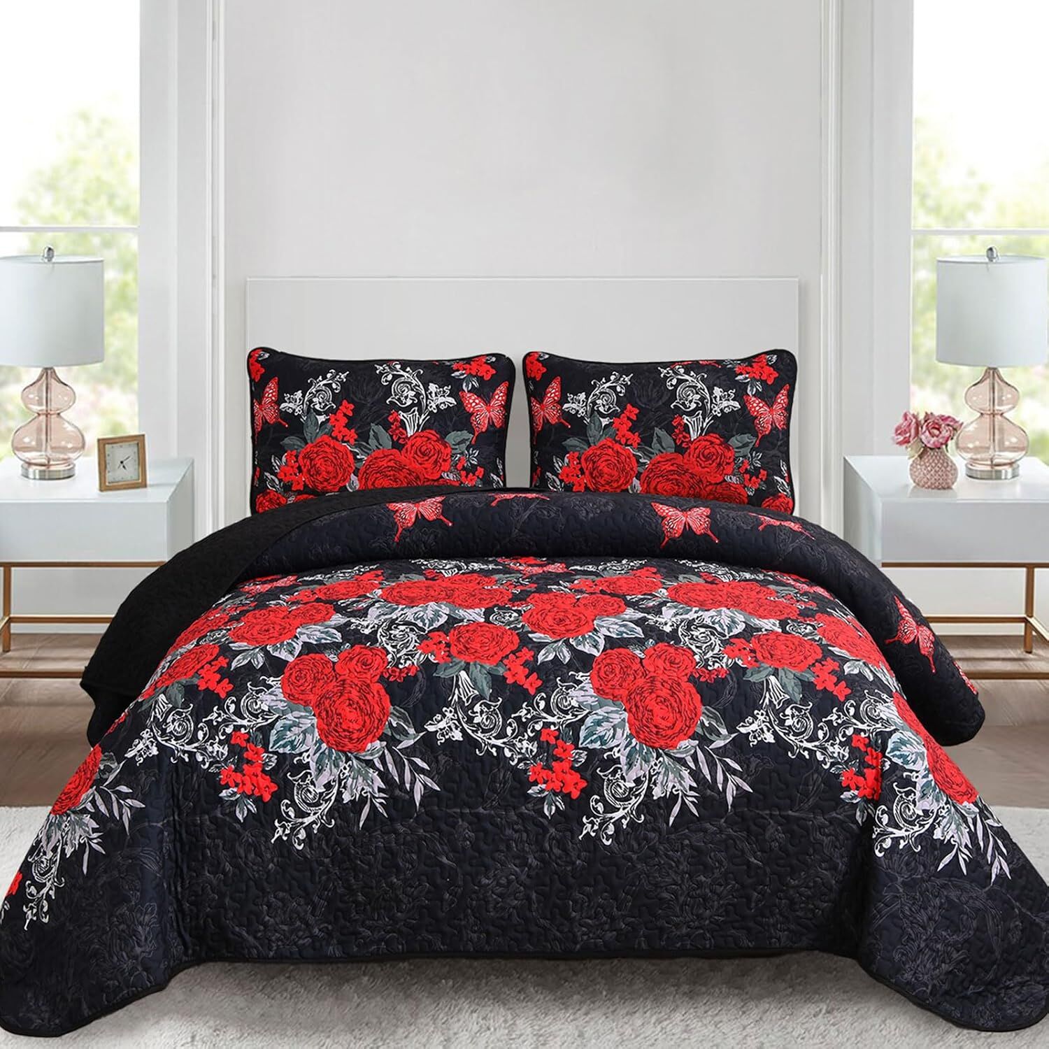 Universal Quilted coverlet and pillowcovers set: Fits Any Decor Style - Queen size Universal Quilted coverlet and pillowcovers set: Fits Any Decor Style - Queen size