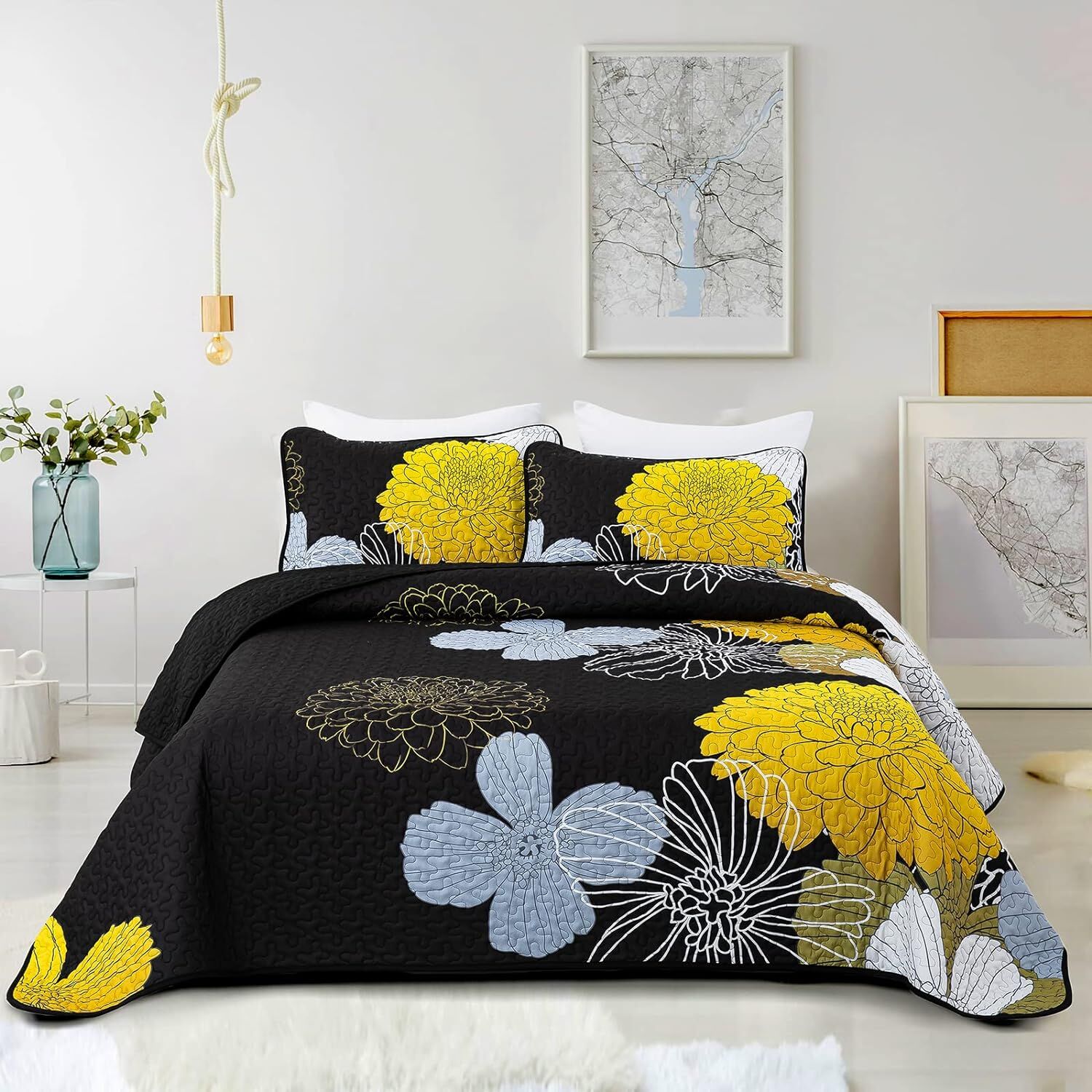 Refined Quilted Bedspread and Pillowcases Set: Perfect Harmony of Comfort and Style - Queen size Refined Quilted Bedspread and Pillowcases Set: Perfect Harmony of Comfort and Style - Queen size
