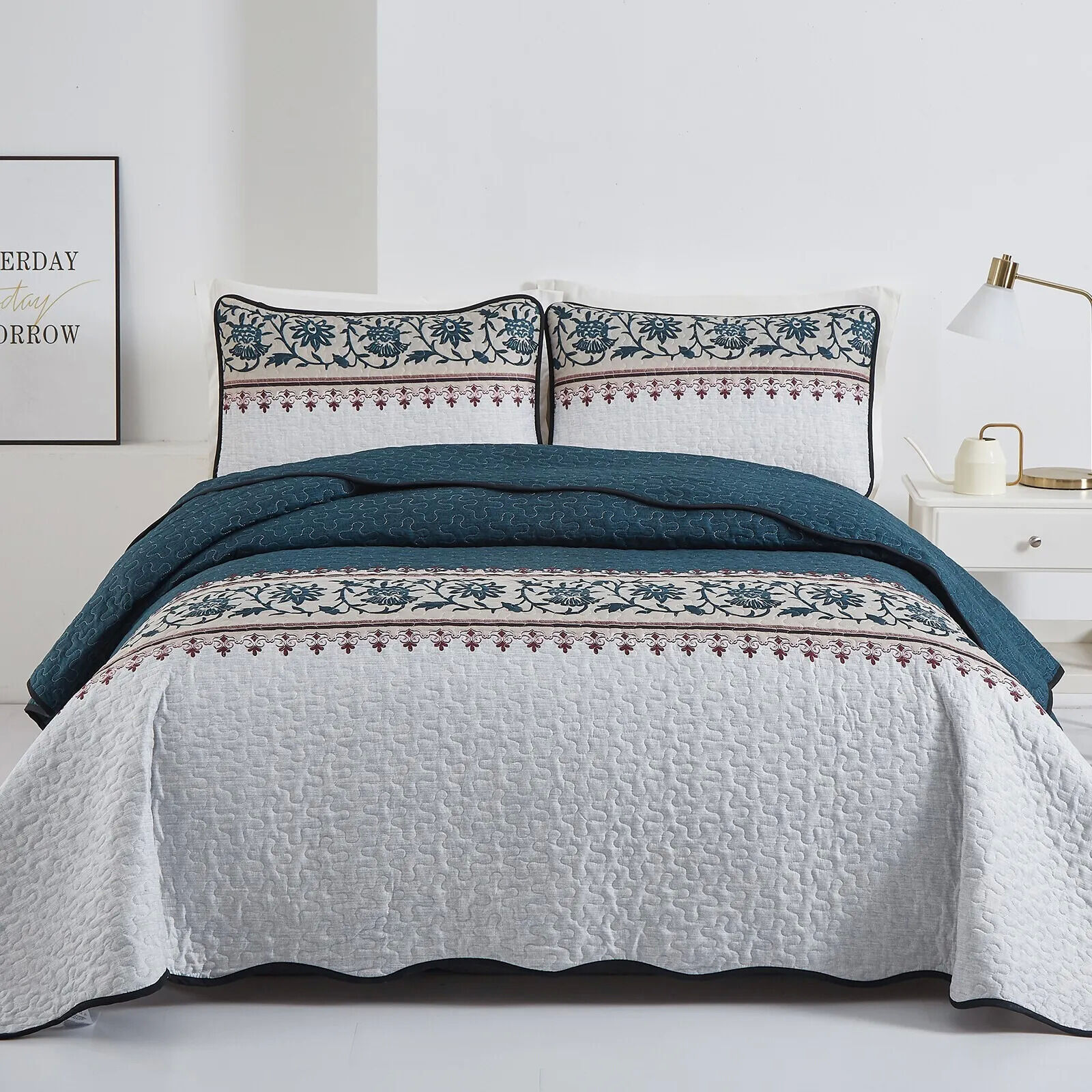 Distinguished Quilted Bedspread and Pillowcases Set: Enhance Your Bedroom Appeal - Queen size Distinguished Quilted Bedspread and Pillowcases Set: Enhance Your Bedroom Appeal - Queen size