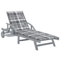 Grey Check Pattern