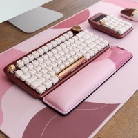 AZIO IZO Palm Rest