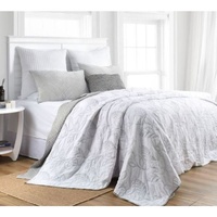 Classic Quilts Botannical leaves Super King Bedspread Set