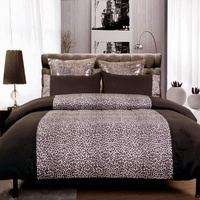 Leopard Quilt Cover Set Black Super King