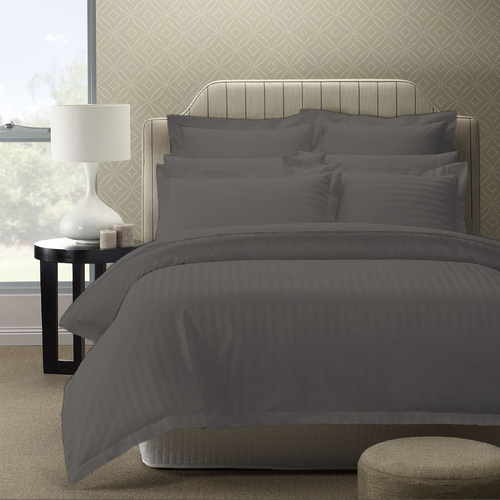 1200 Thread count Damask Stripe Cotton Blend Quilt Cover Sets